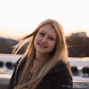 Meet your Posher, Liz